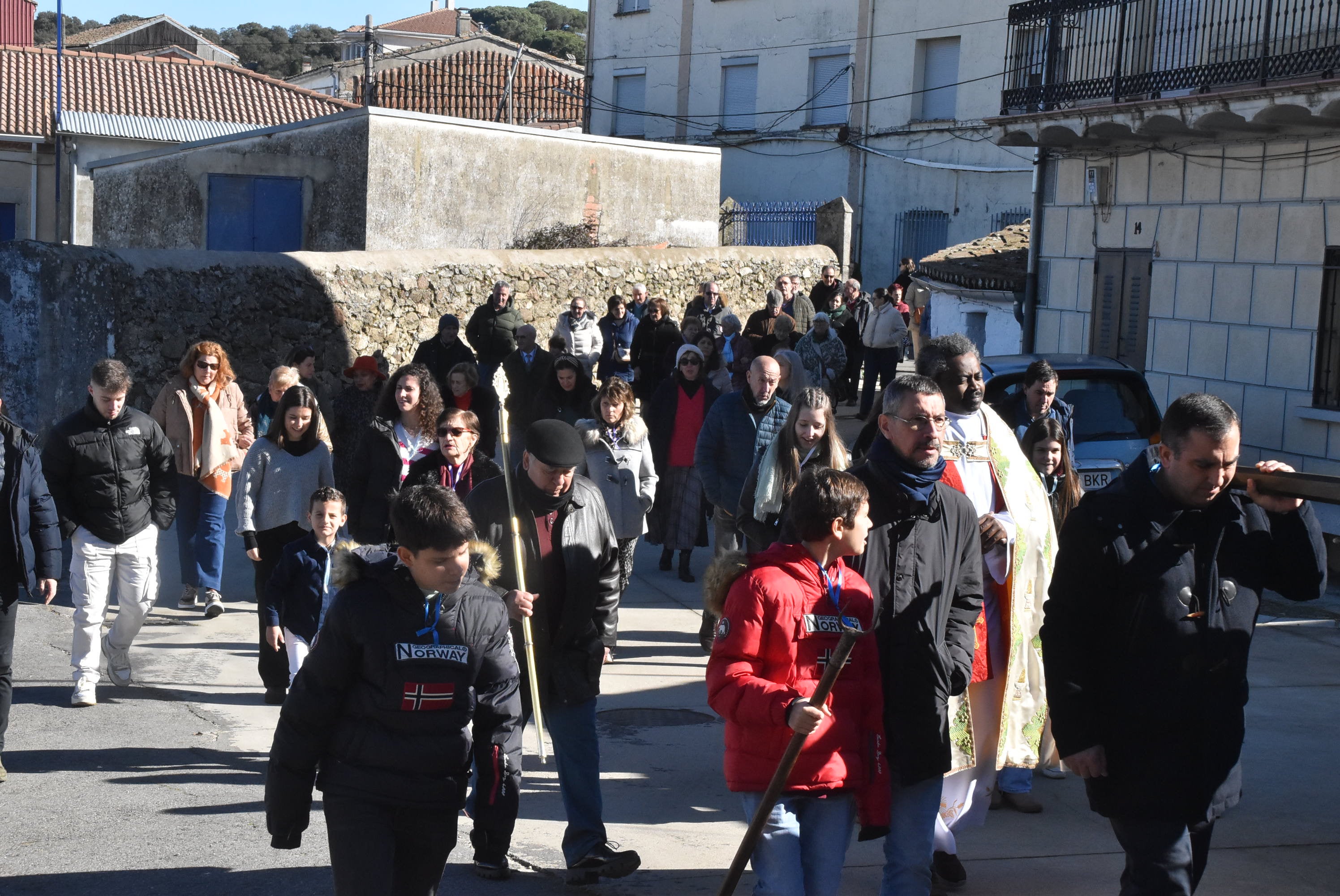 El buen tiempo acompaña a San Blas en su festividad en Fuentes de Béjar