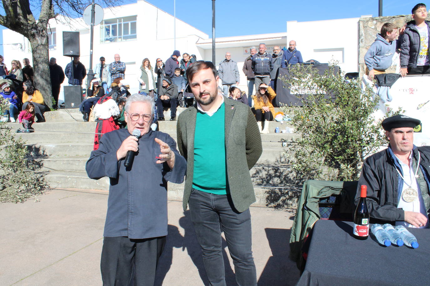 El sol acompaña la primera matanza de Guijuelo del año