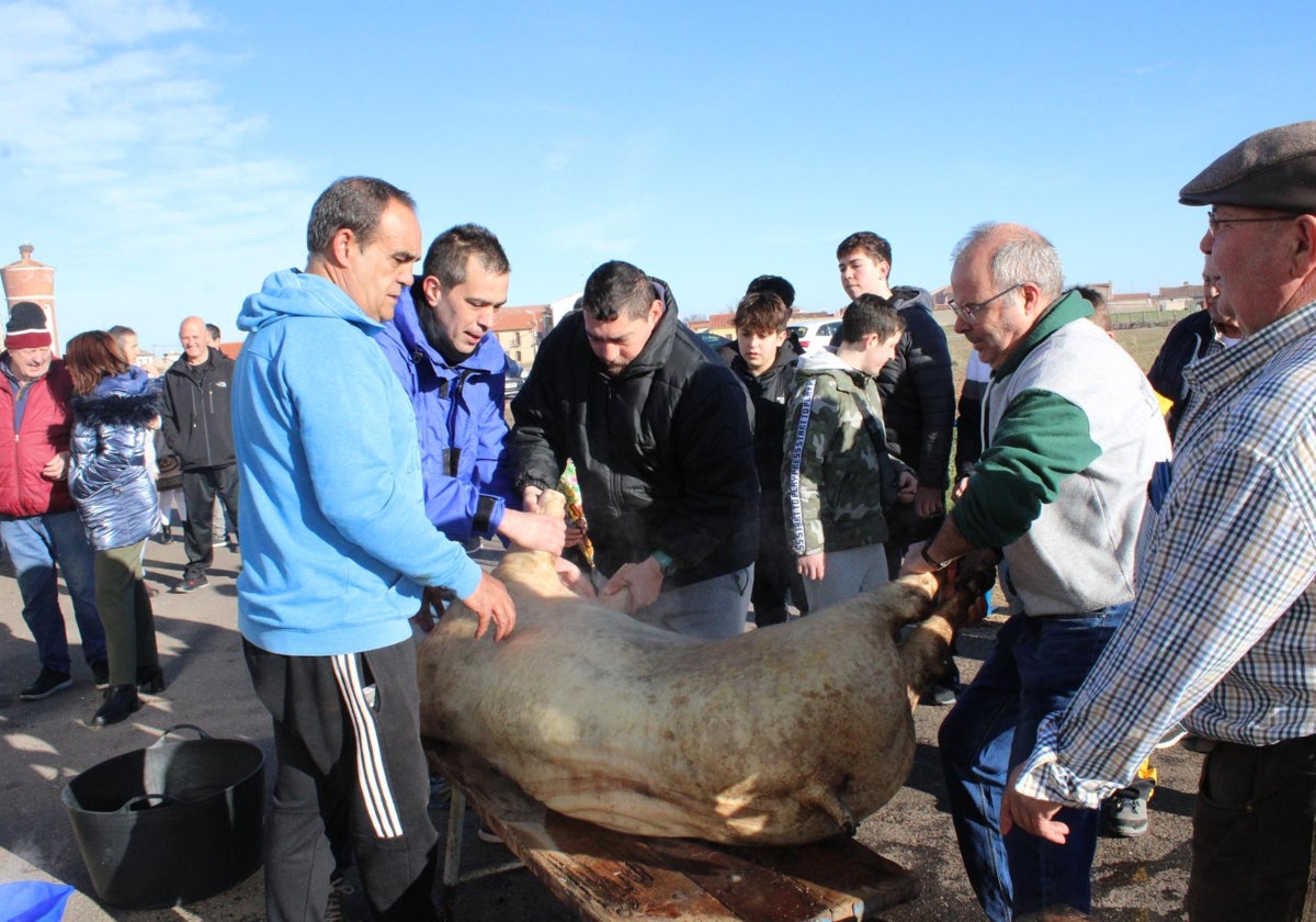 Dia de convivencia y buen yantar en Gomecello