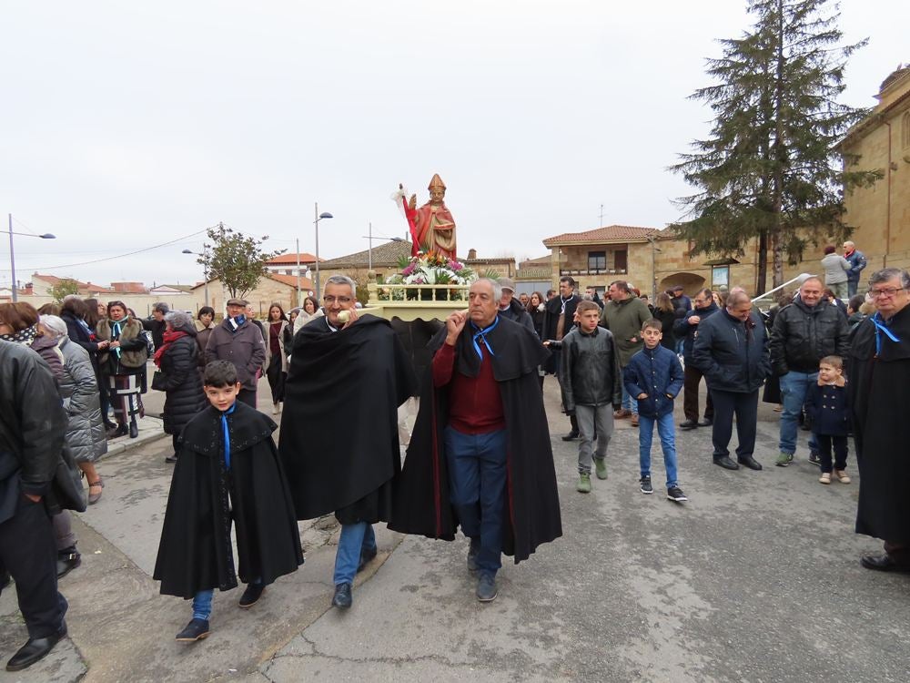 Babilafuente celebra San Blas con misa y bailes charros