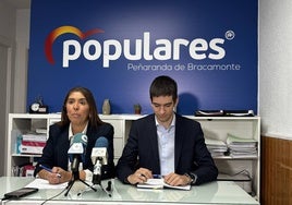 Eva Lopez y Jose Julio López en una rueda de prensa.