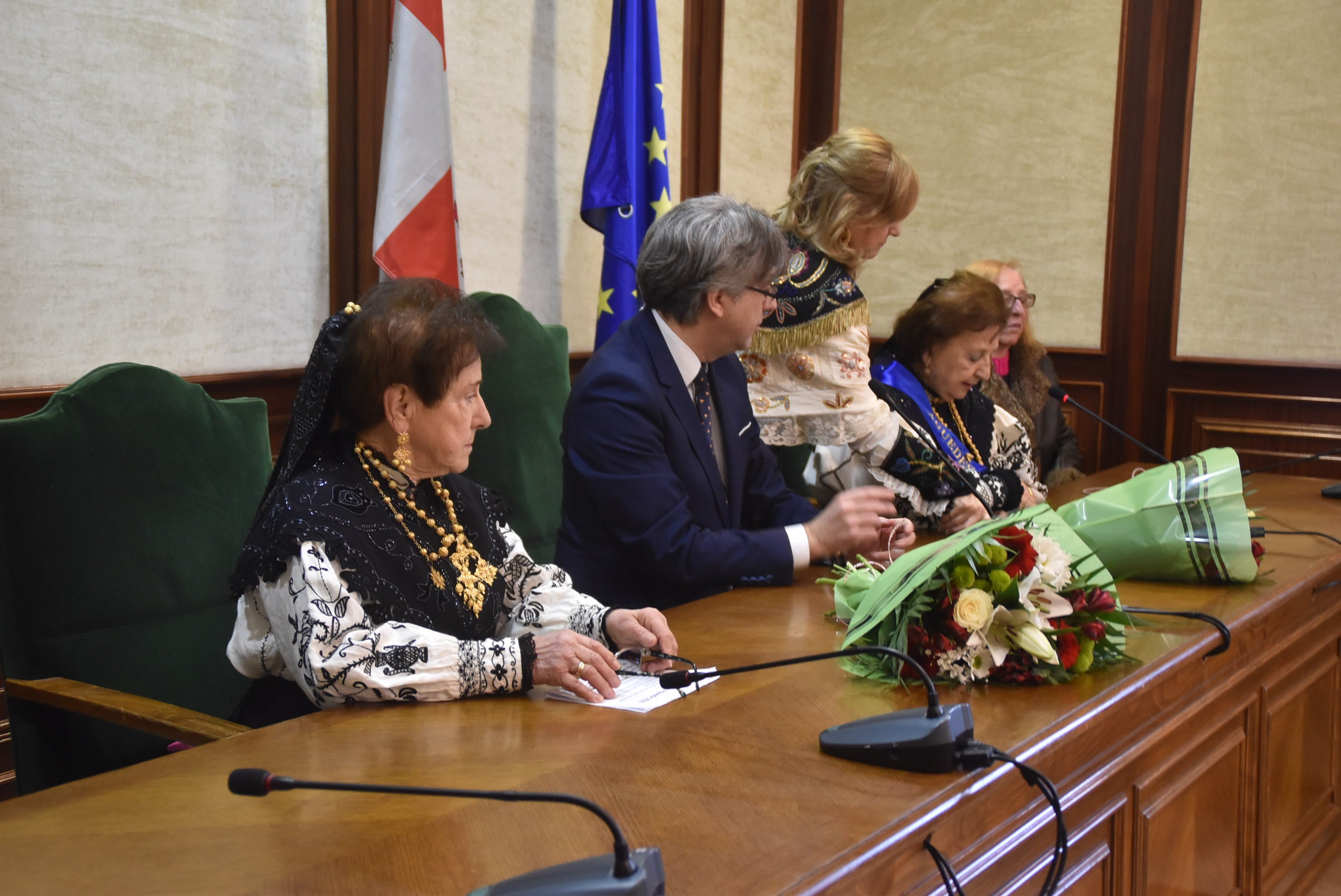 Las águedas de Béjar reclaman talleres textiles para engalanar la ciudad