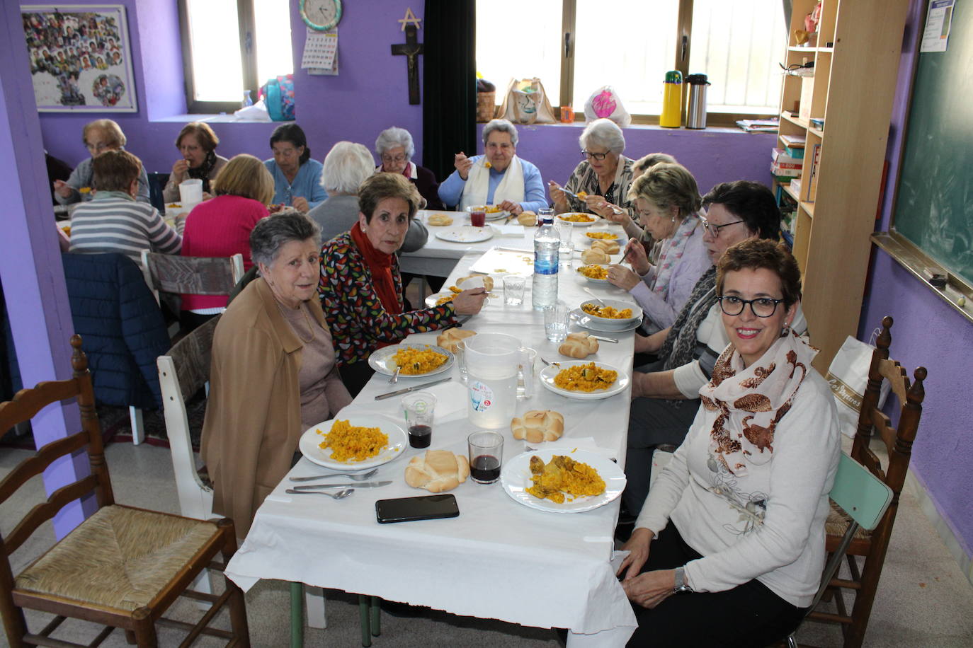 Las mujeres de Cantagallo se congregan para celebrar el día de Santa Águeda