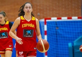 Maite Cazorla durante un entrenamiento con España.