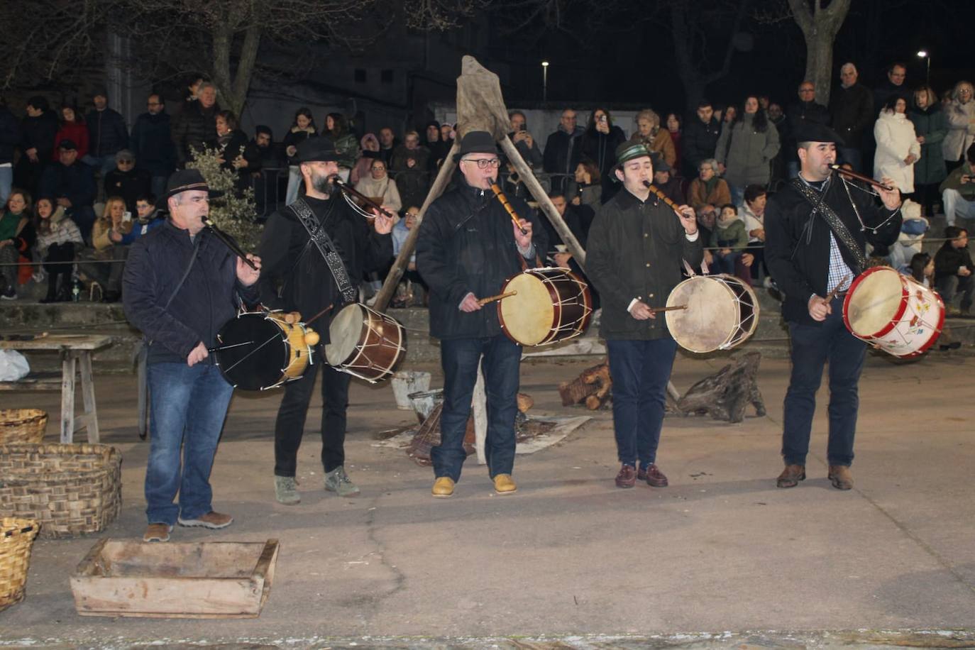 Guijuelo disfruta de su matanza nocturna