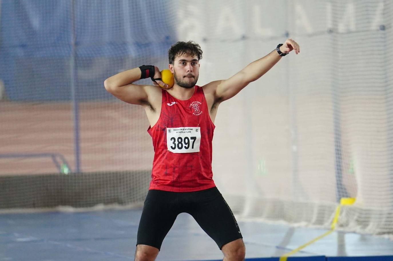 Las mejores imágenes de una gran tarde de atletismo culminada con el carrerón de Eva Santidrián