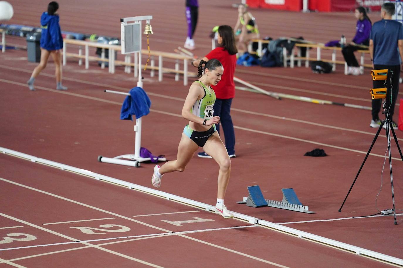 Las mejores imágenes de una gran tarde de atletismo culminada con el carrerón de Eva Santidrián