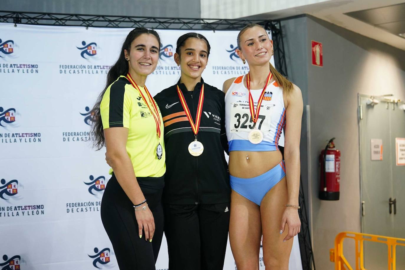 Las mejores imágenes de una gran tarde de atletismo culminada con el carrerón de Eva Santidrián