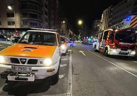 Protección Civil y Bomberos de Salamanca, en el Paseo de Carmelitas, en la tarde de este sábado.