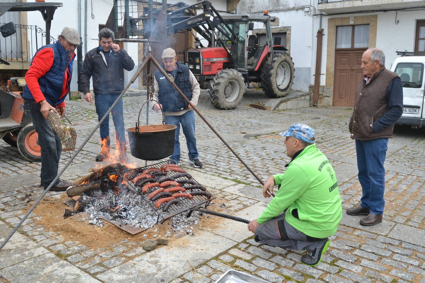 La tradición de la matanza reluce en Lumbrales