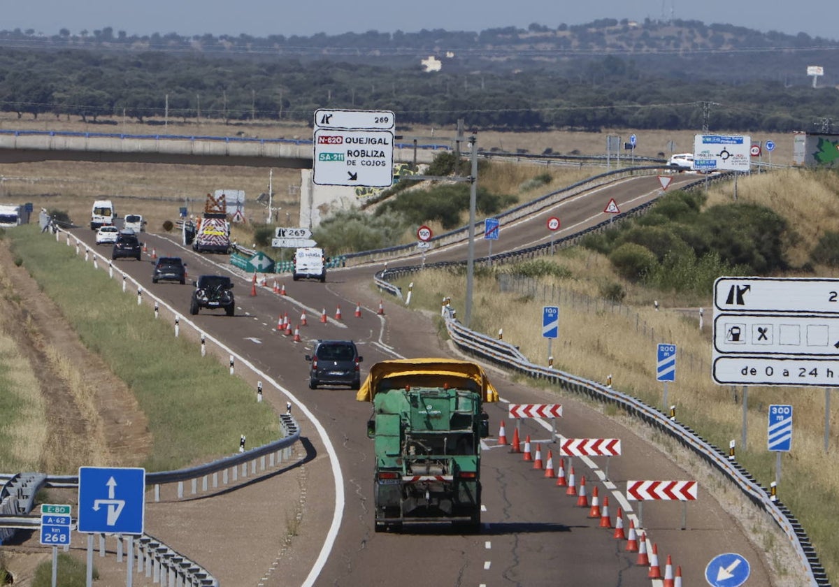 Obras en la Autovía A-62, a su paso por Salamanca.