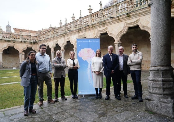 Presentación del proyecto de excelencia en la Universidad.