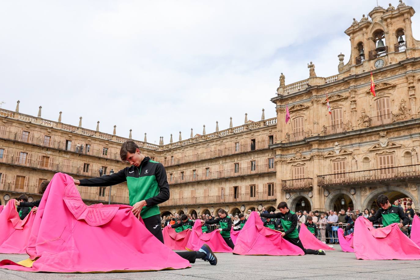 Así ha sido la exhibición de toreo en la Plaza Mayor de Salamanca