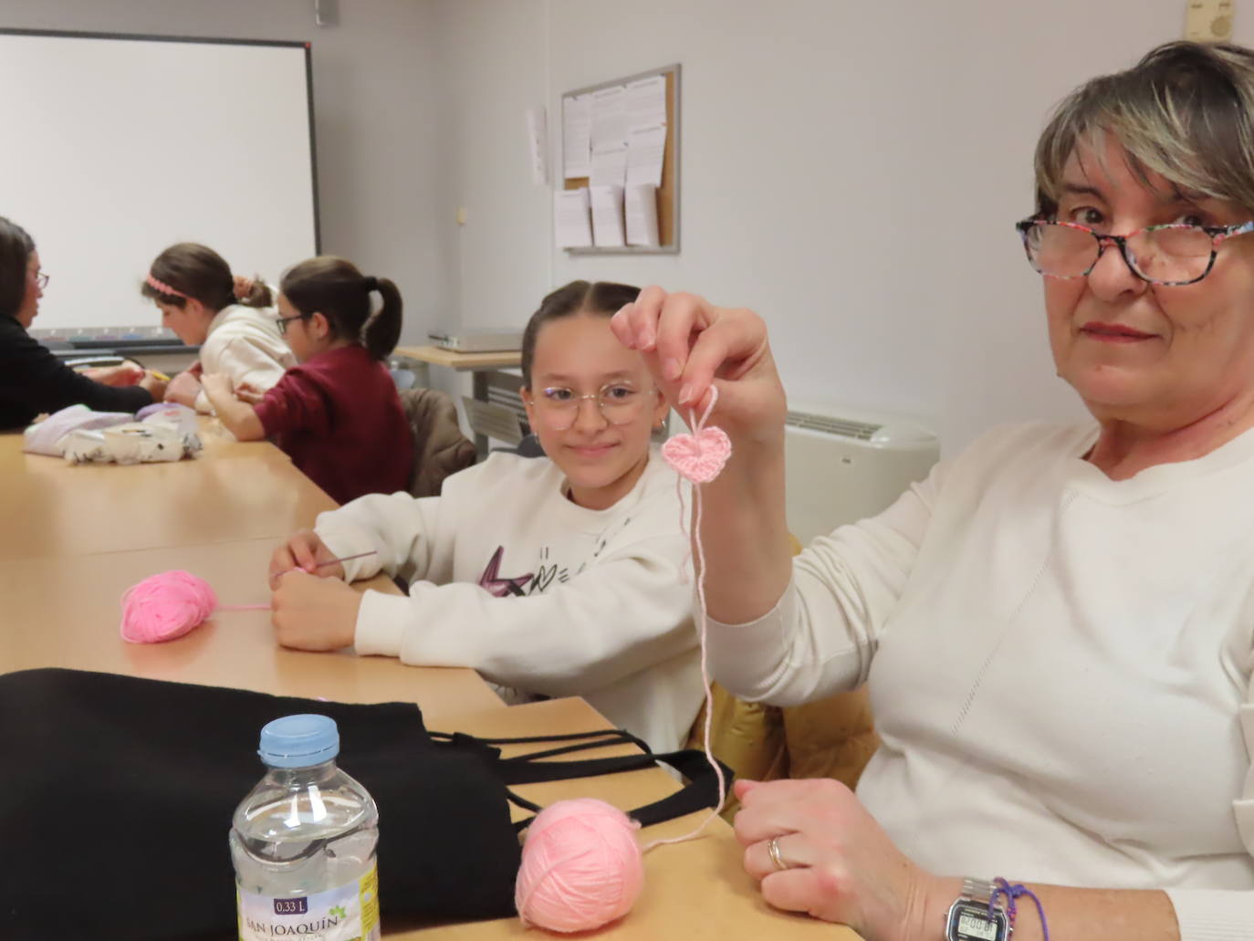 Un vínculo que teje generaciones: «El año pasado alguna alumna salió maestra»