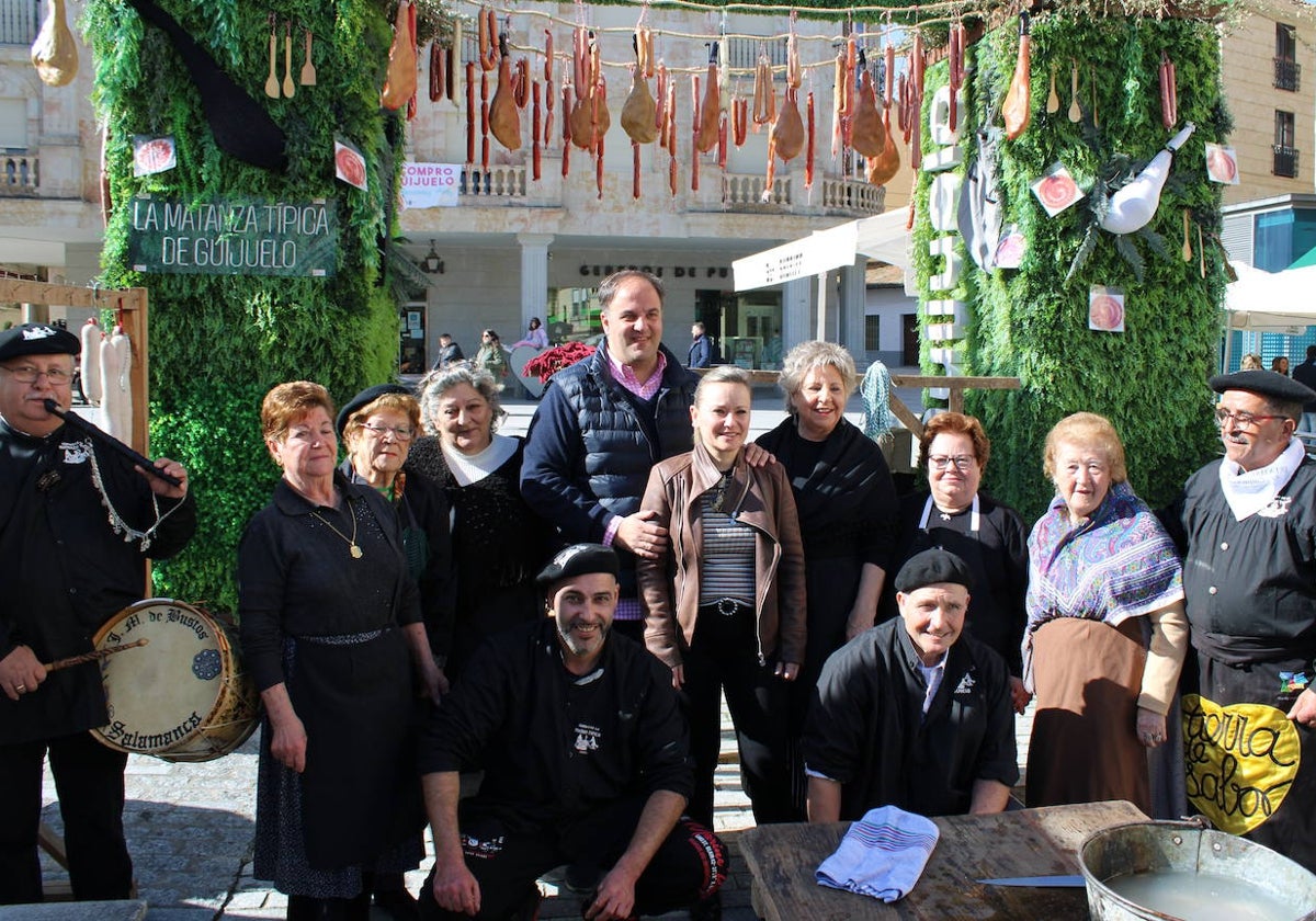 Guijuelo disfruta de una animada fiesta del mondongo