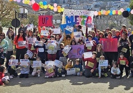 Imagen de los participantes en la carrera solidaria celebrada en Candelario