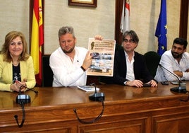 Purificación Pozo, Jonathan Sánchez, Luis Francisco Martín y Pedro Sánchez, esta mañana en la presentación.