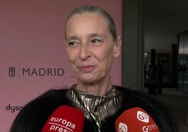 Paola Dominguín, ante los medios de comunicación.