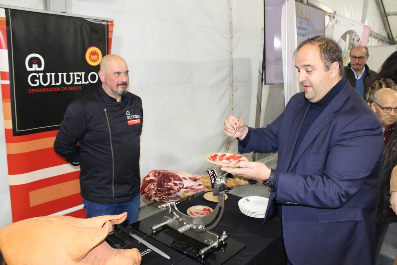 Guijuelo disfruta con su Feria Gastronómica