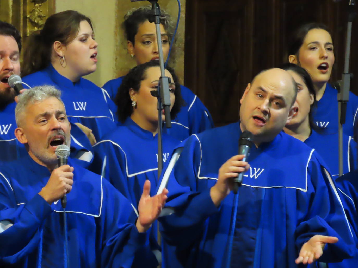 La iglesia de Zorita de la Frontera se llena con la música gospel