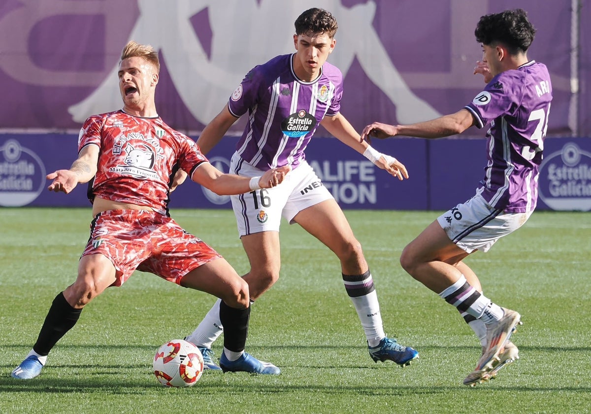 El CD Guijuelo recibe un duro correctivo en Valladolid (5-1)