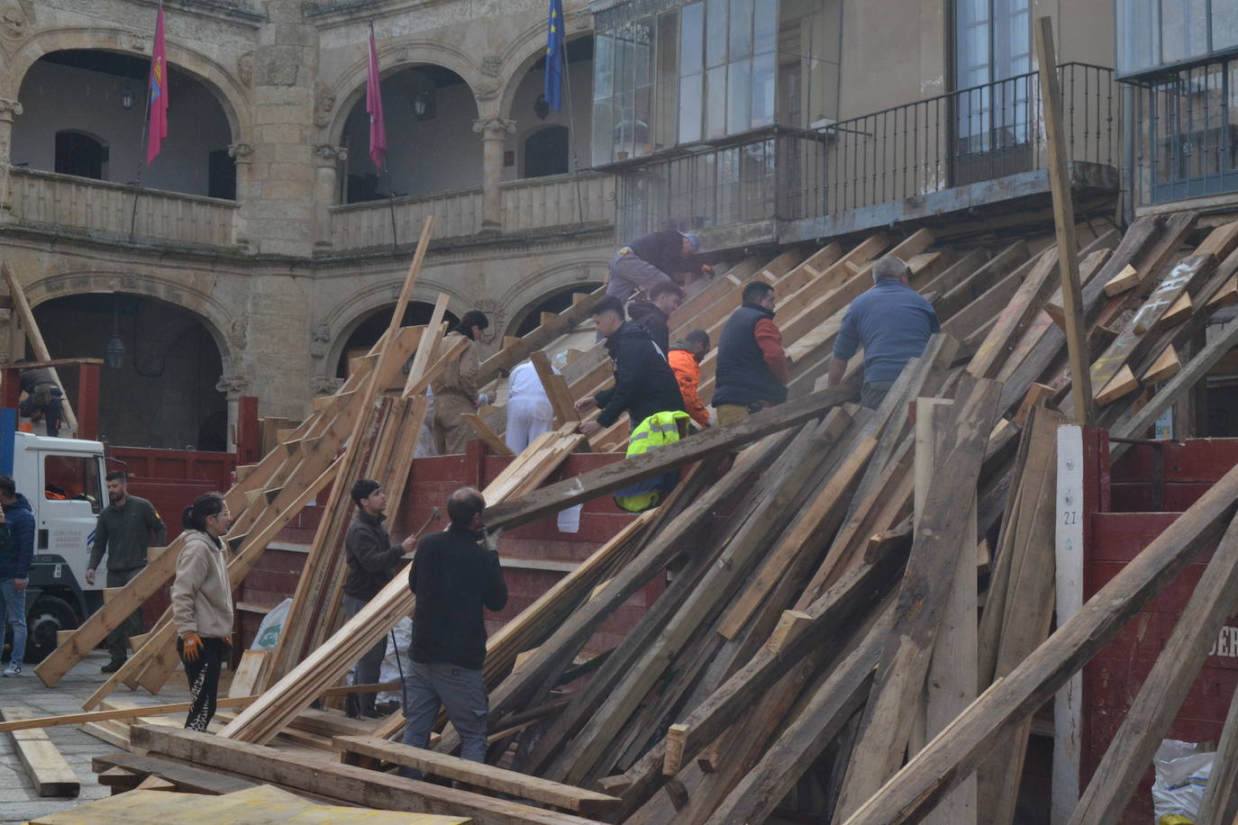 Los tablaos del Carnaval del Toro se alzan en Ciudad Rodrigo