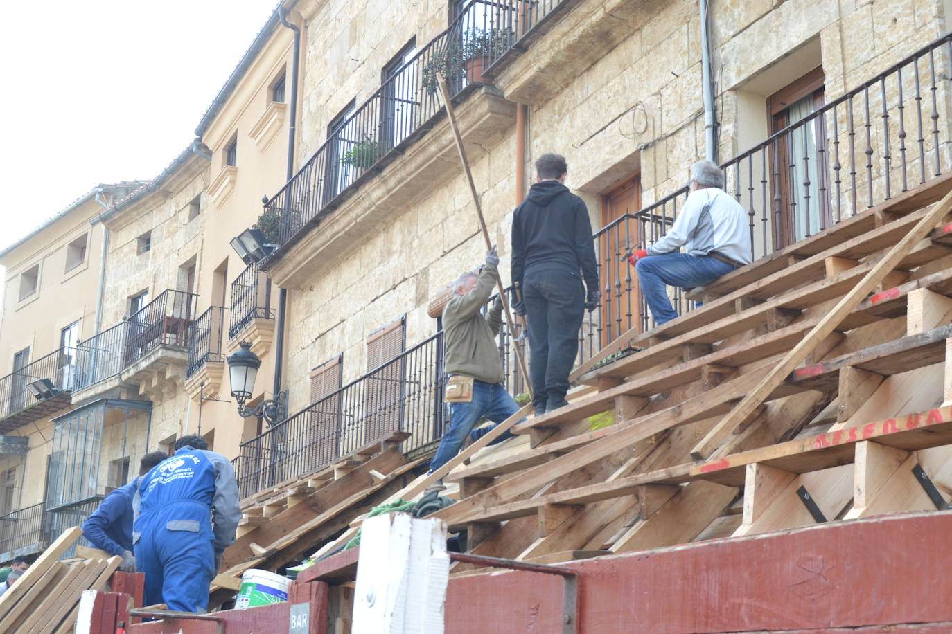 Los tablaos del Carnaval del Toro se alzan en Ciudad Rodrigo