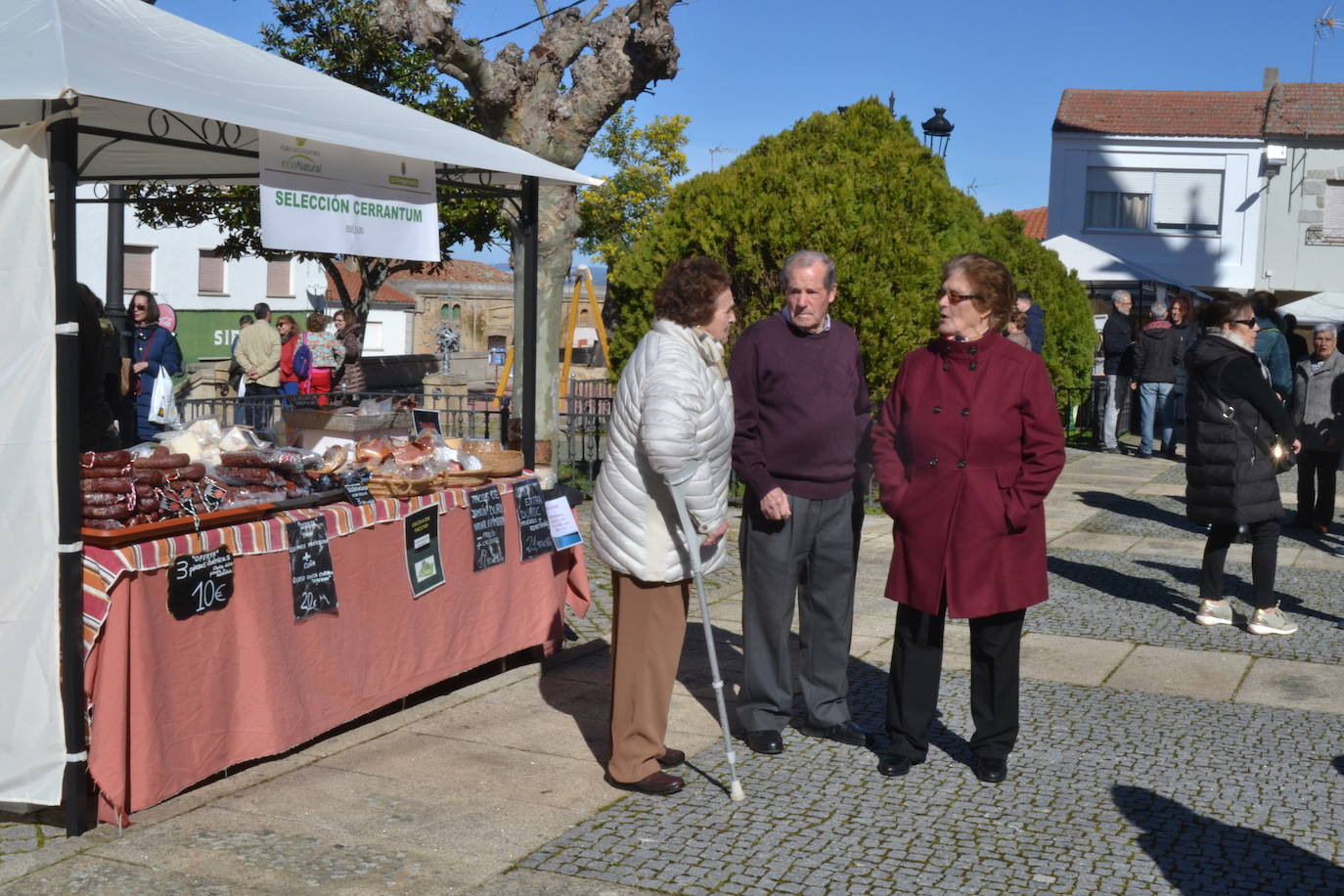 Gran animación en el Día del Almendro de La Fregeneda