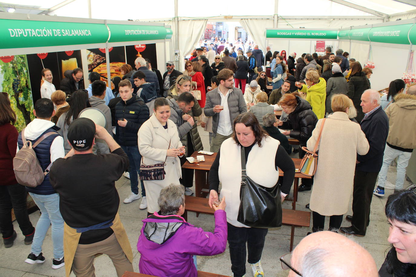 Guijuelo despide a lo grande su matanza típica