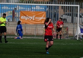 María se lleva las manos a la cabeza tras un tanto del Madrid CF C.