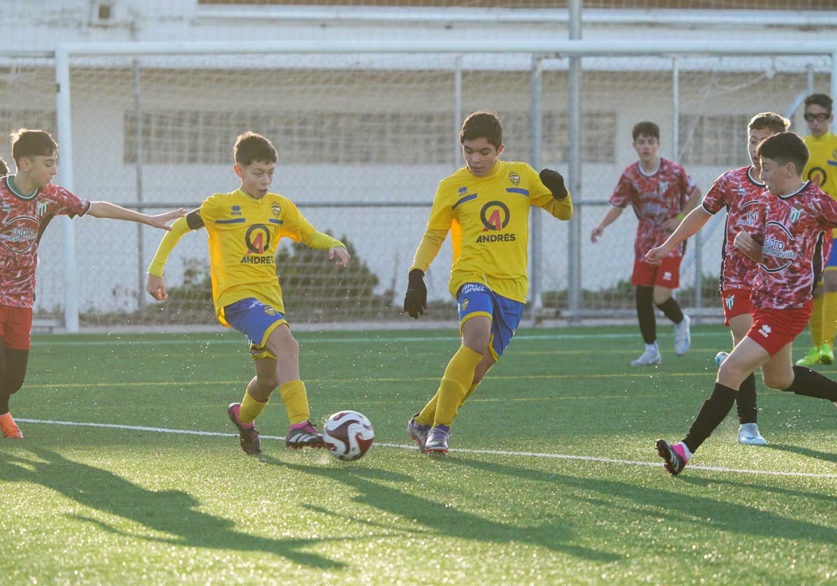 Las mejores imágenes de la jornada 17 en el fútbol base