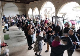 Las danzas forman parte también de la programación de la matanza de Cespedosa.