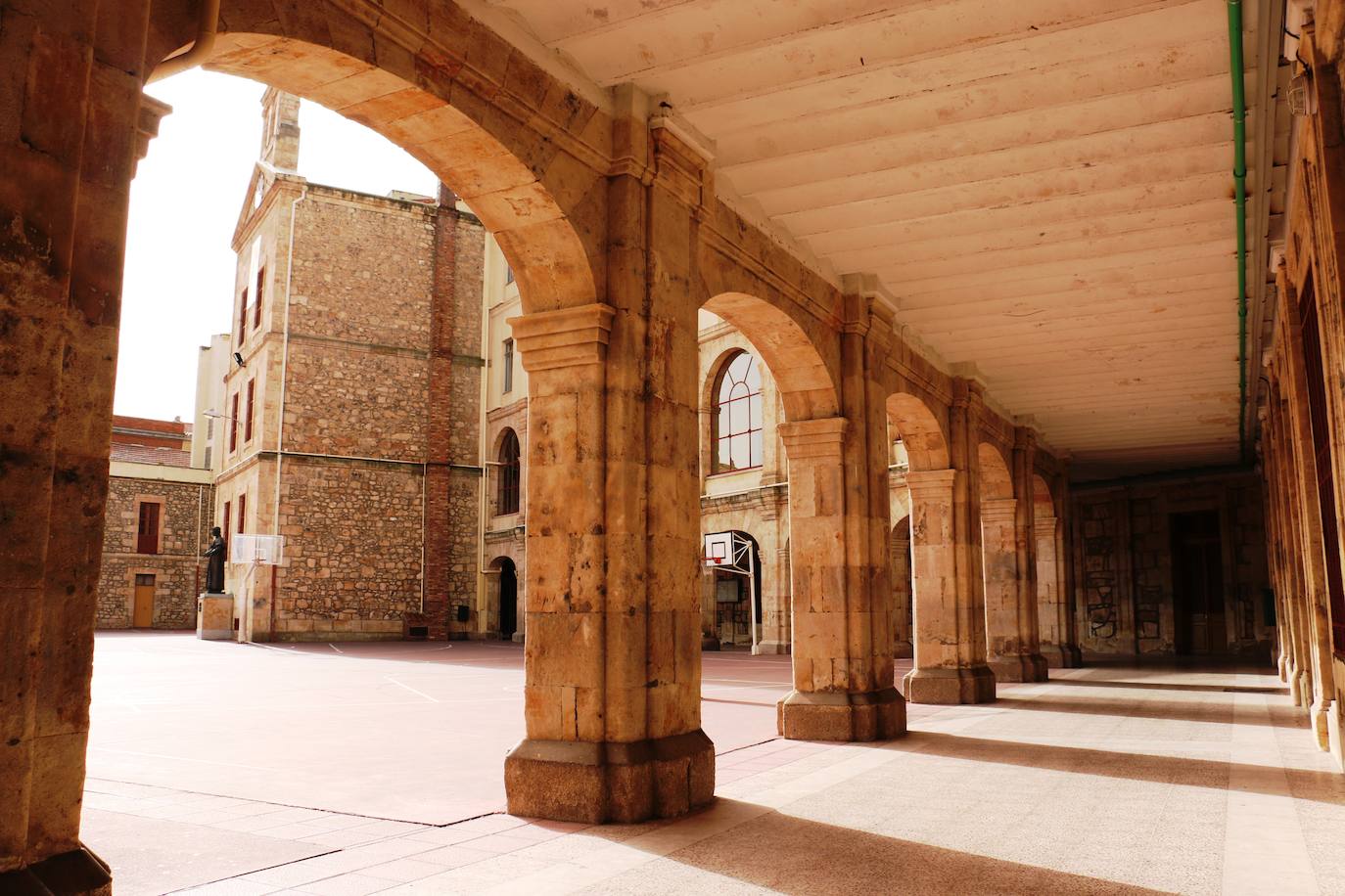 Tecnología, calidad y cercanía en el colegio María Auxiliadora