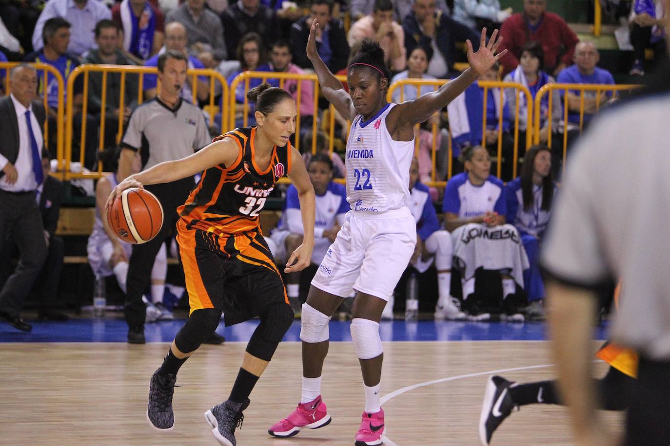 Euroliga femenina. El Ekaterimburgo de Taurasi y Griner pierde ante Avenida 56-43. Taurasi ante Givens