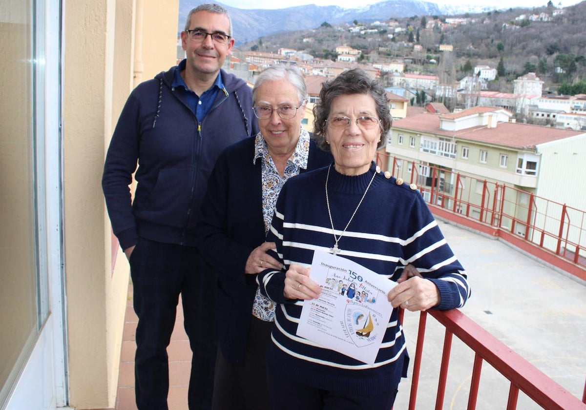 Óscar Hernández, Sor María Elena Castillo y Sor Socorro Macho.