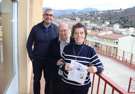 Óscar Hernández, Sor María Elena Castillo y Sor Socorro Macho.