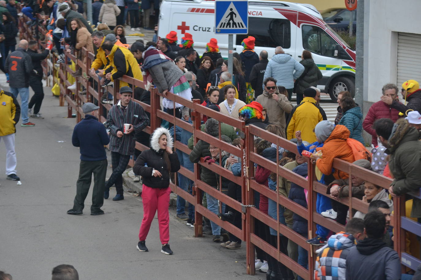 El primer encierro del Carnaval del Toro se salda con un corredor herido