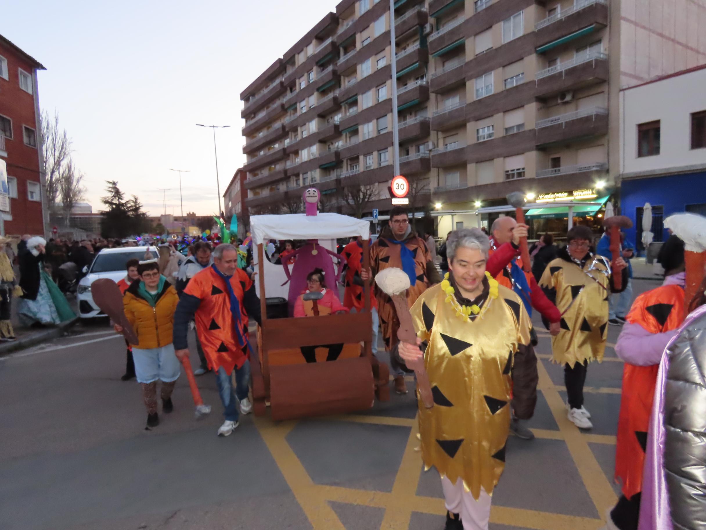 Originalidad en las calles de Peñaranda de Bracamonte por carnaval