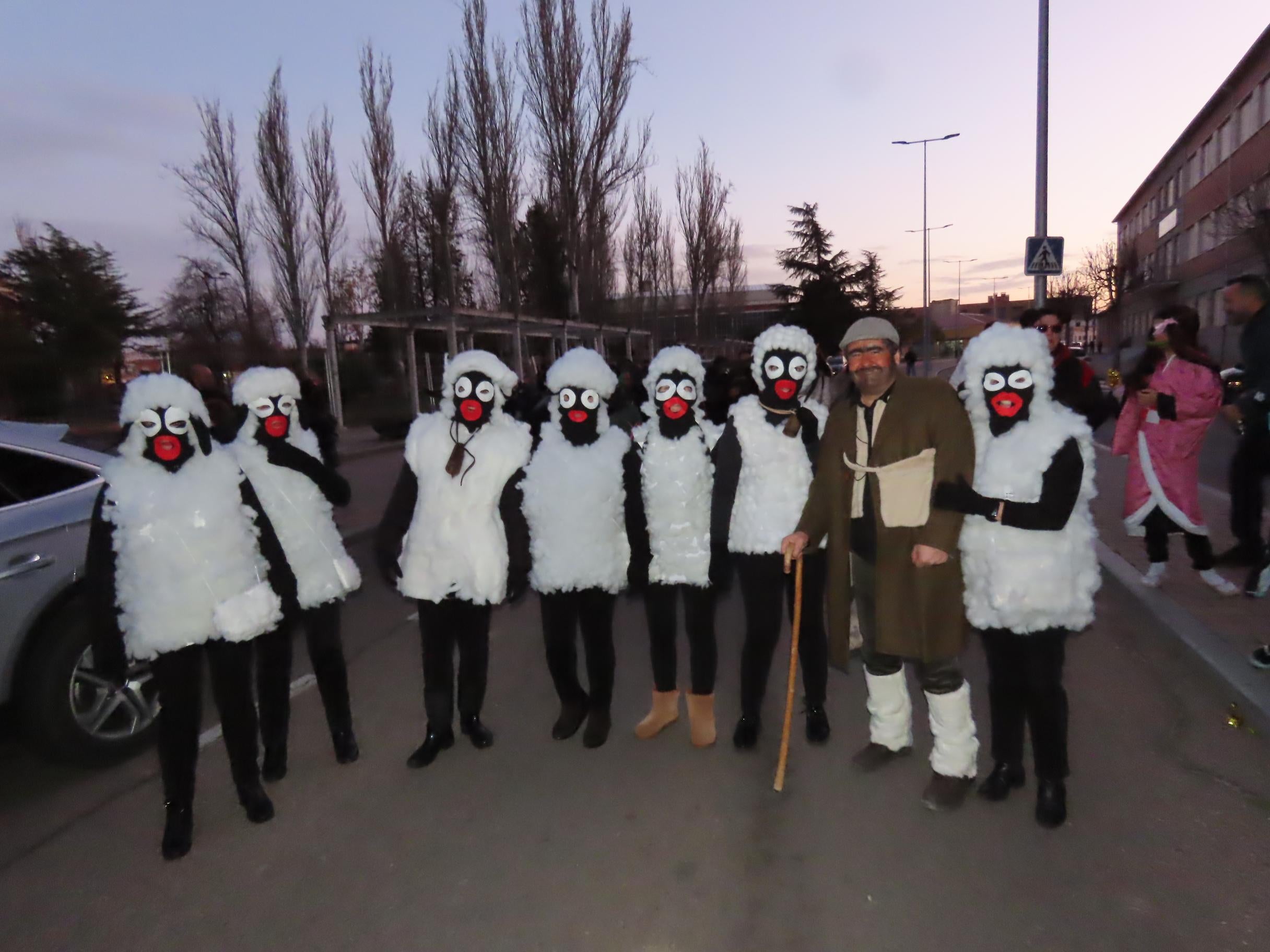 Originalidad en las calles de Peñaranda de Bracamonte por carnaval