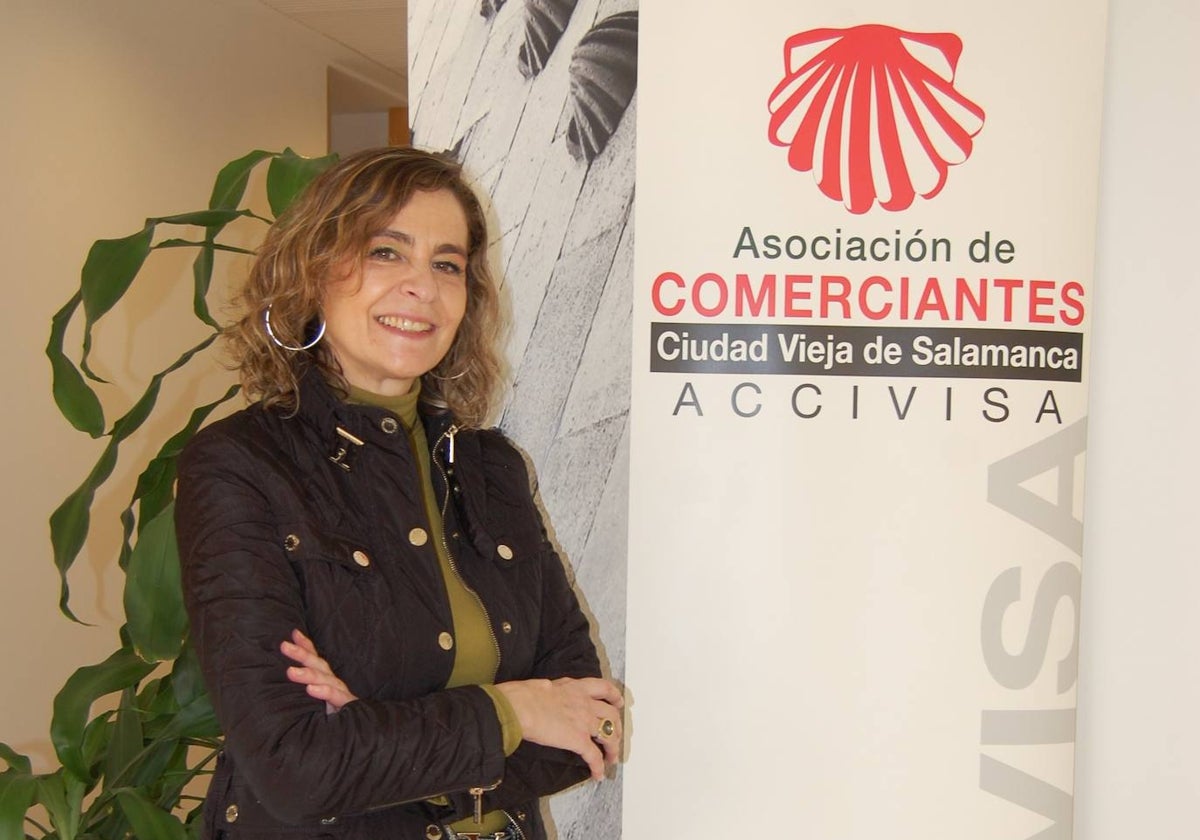 La presidenta de la asociación de comerciantes, Azucena Hernández.