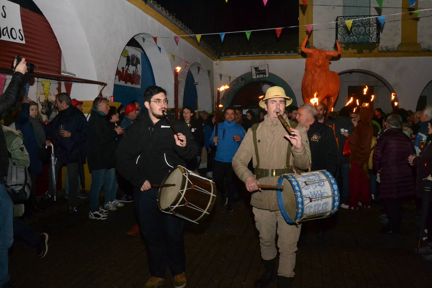 Los cenizos despiden con tristeza al Carnaval del Toro