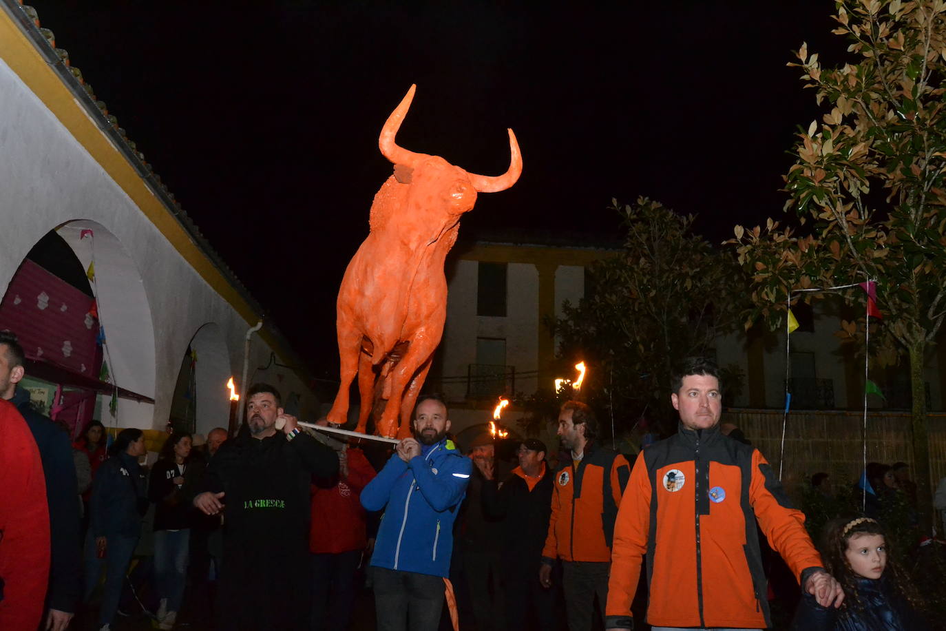 Los cenizos despiden con tristeza al Carnaval del Toro