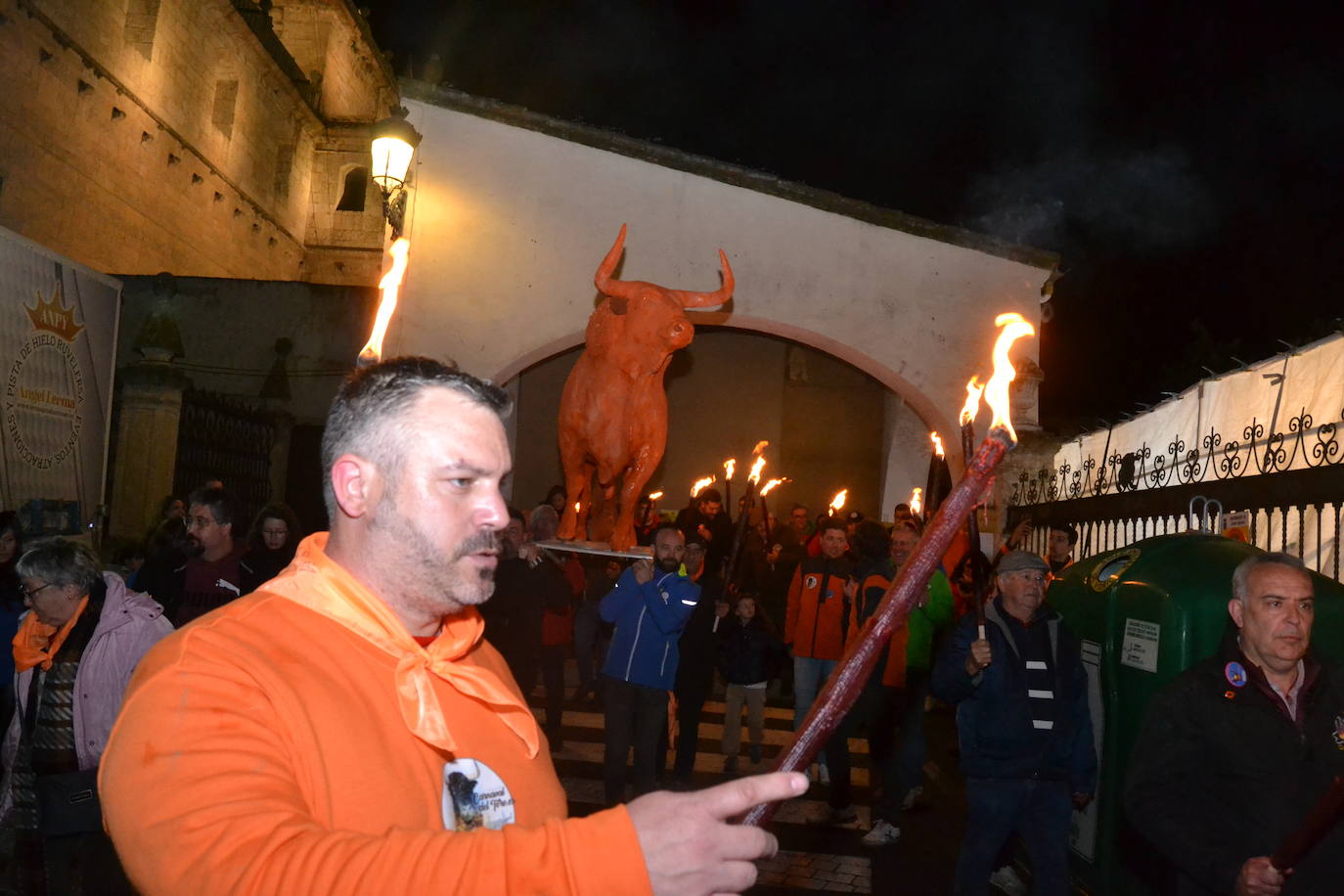 Los cenizos despiden con tristeza al Carnaval del Toro