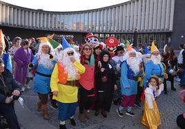 Desfile de disfraces en Santa Marta de Tormes.