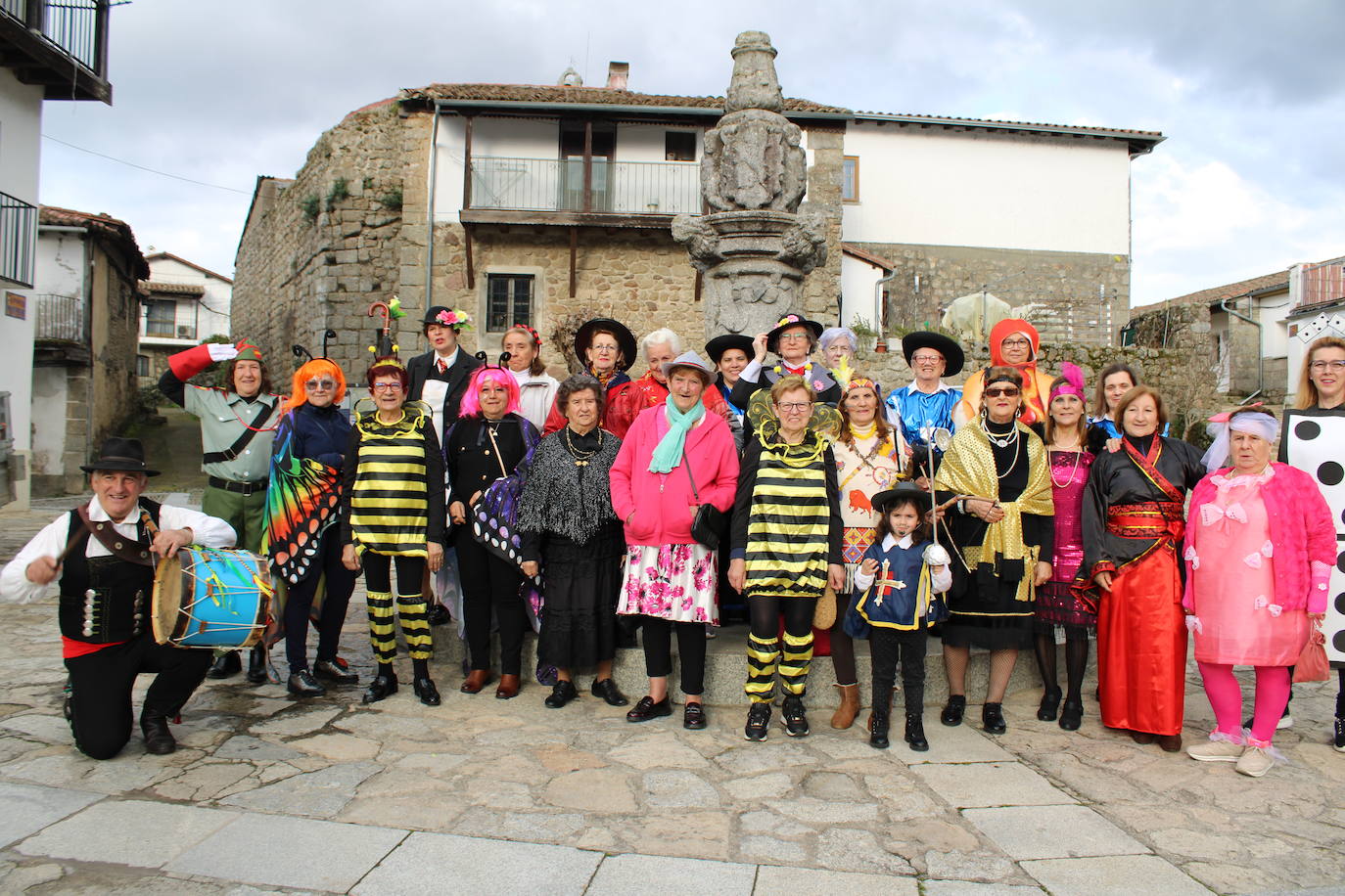 Montemayor del Río disfruta de un nuevo Martes de Carnaval