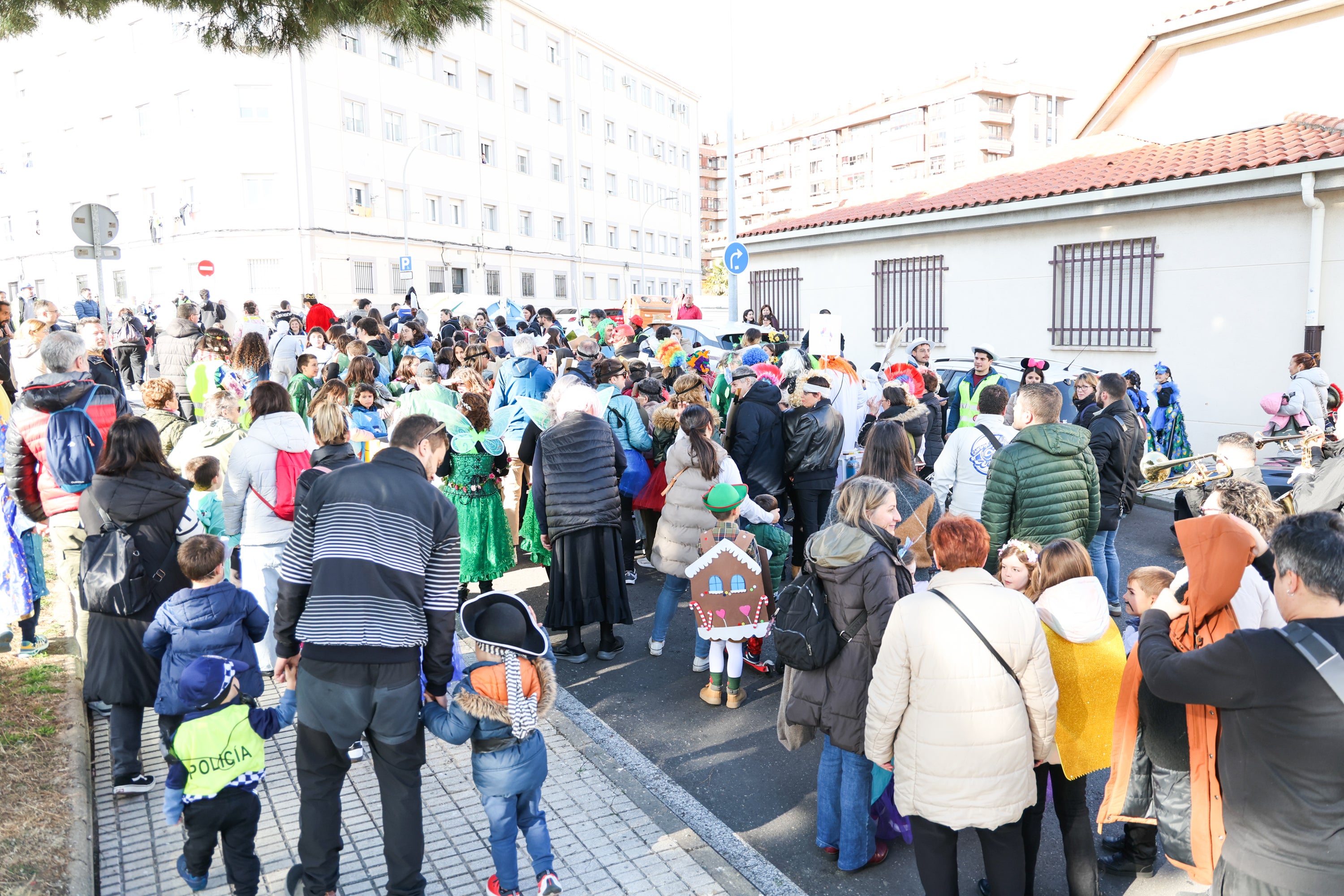 Carnaval reivindicativo en El Rollo y &#039;Wally&#039; se pierde por Salesas