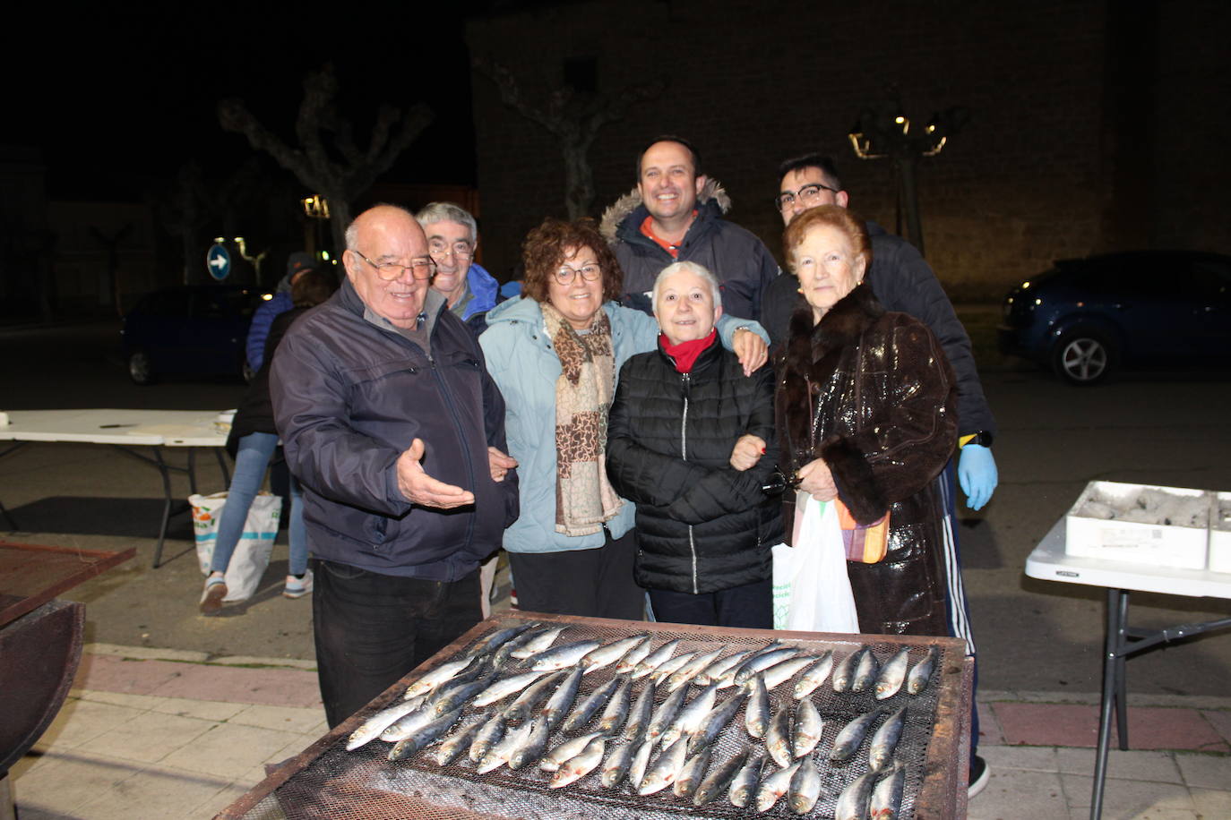 Sardinas para todos después de la misa de Ceniza en Cantalapiedra