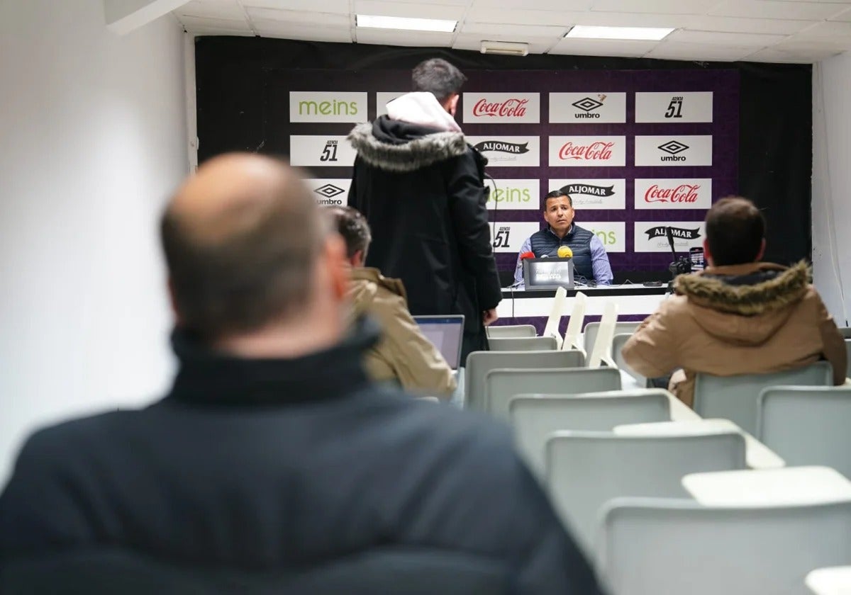 Rafa Dueñas en rueda de prensa.