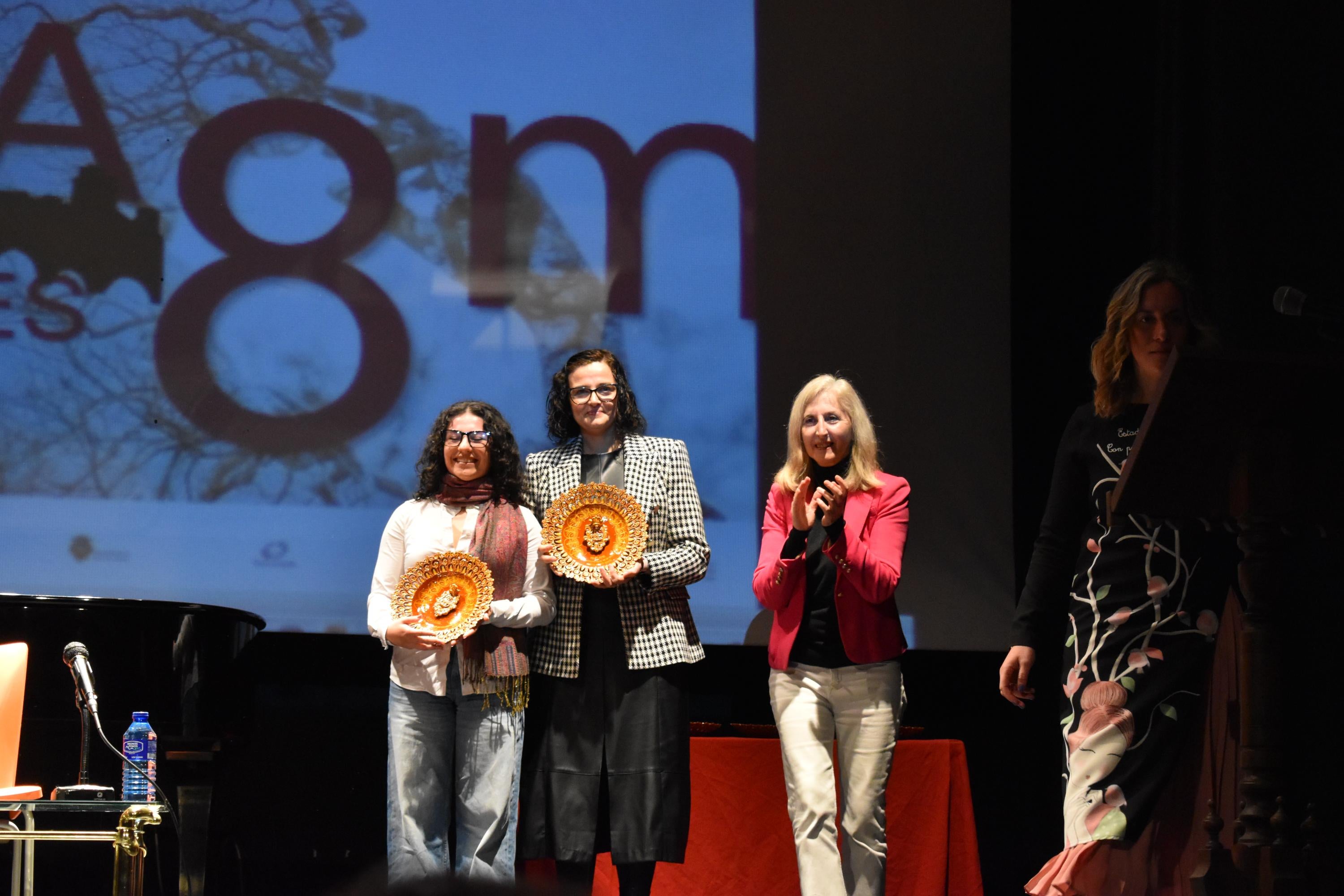 Gran homenaje en Alba de Tormes a la figura de la mujer