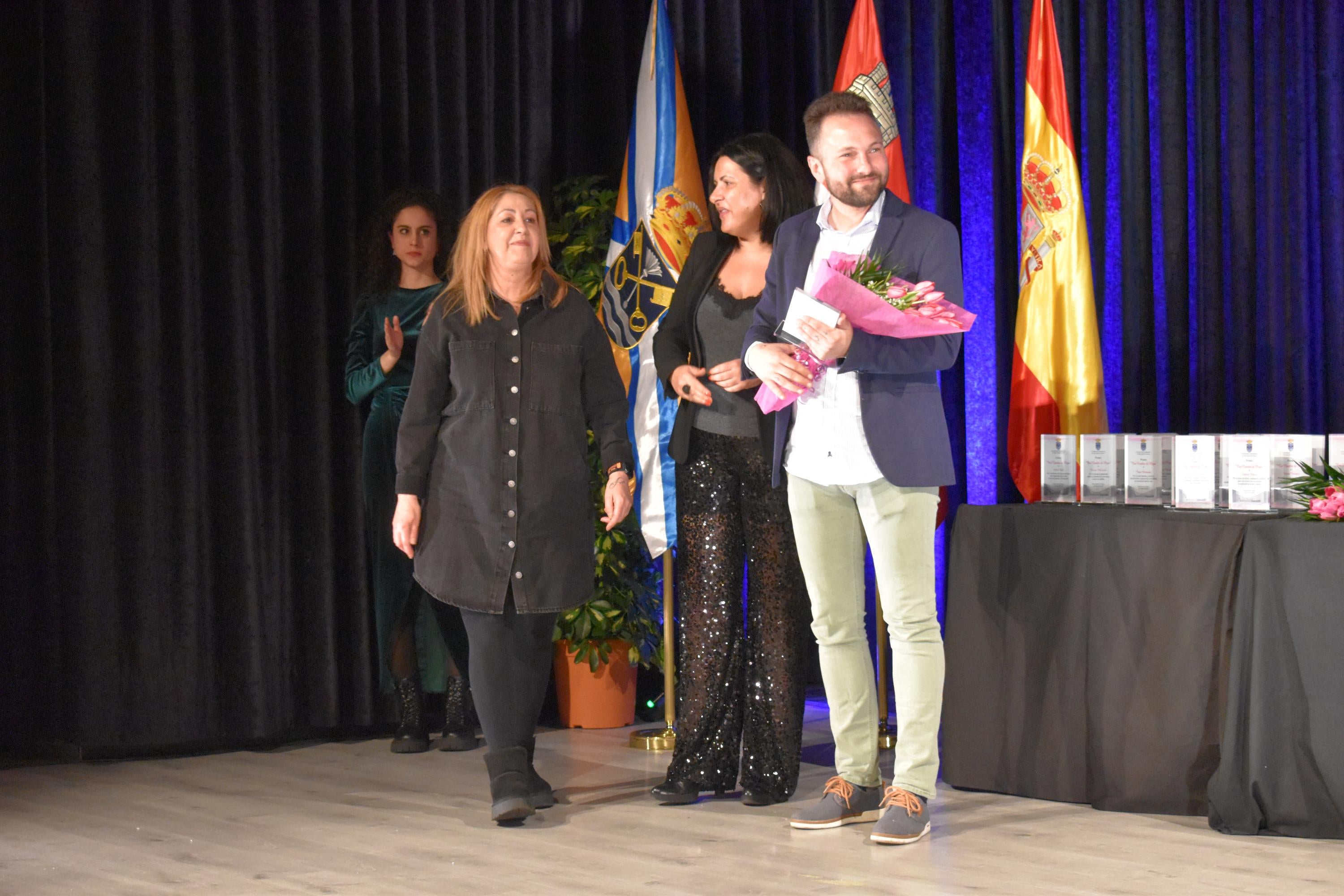 Calurosa gala en honor a las féminas de Santa Marta de Tormes